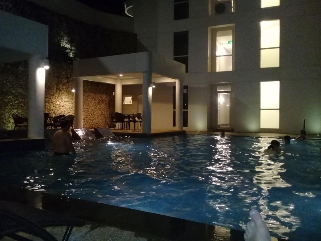 Exclusive Beach And Pools Oceanway Residences Yapak Exterior foto